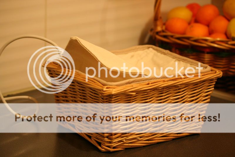 Electric Bread Warmer Basket price in Pakistan at Symbios.PK